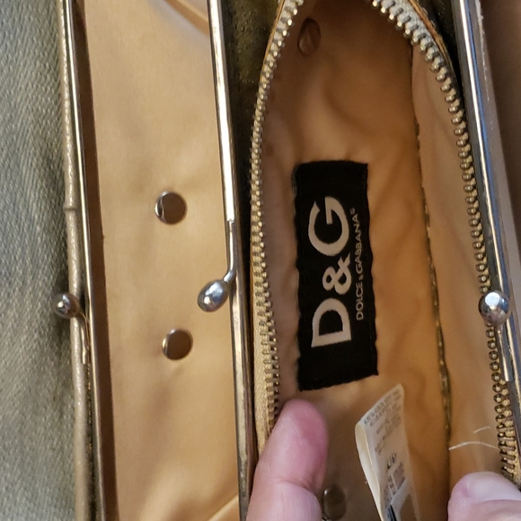 Dolce & Gabbana vintage purse. - Picture 7 of 10